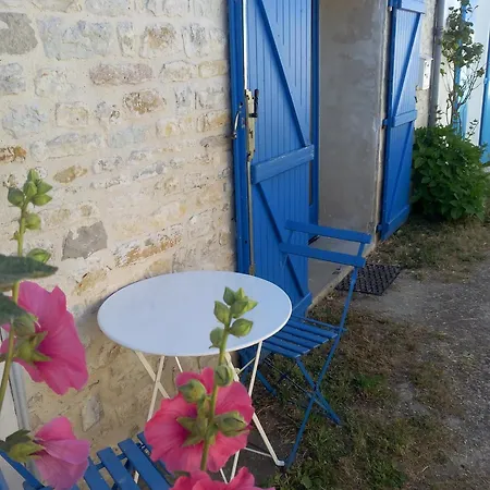 Charmant Studio Dans Le Vieux Bourg Saint-Denis-d'Oleron Exterior photo