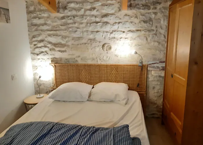 Charmant Studio Dans Le Vieux Bourg